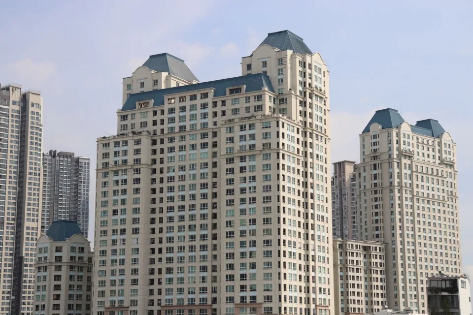 Nhà đang bán